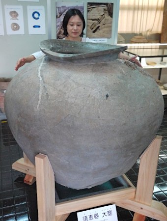 京都考古发现大号水缸 或是酿酒神器