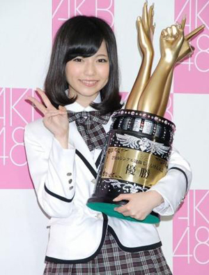 【AKB猜拳大会】第三代猜拳女王诞生 岛崎遥香首担center重任