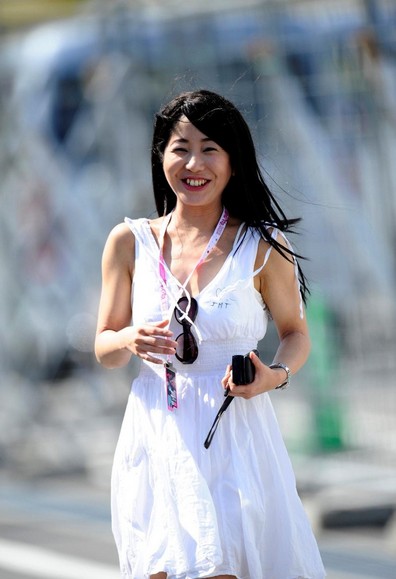 2012年F1日本站美女赛车宝贝大盘点