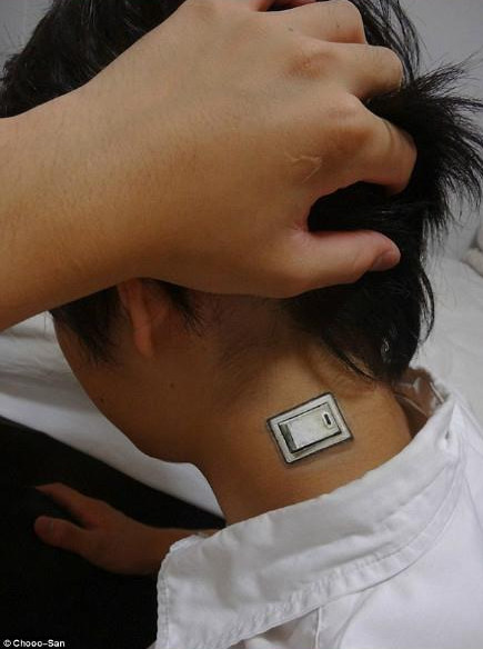 心跳的艺术：日本19岁大学生“人体改造”