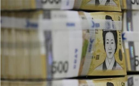 日韩货币互换协议规模扩大措施10月底终止