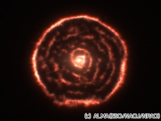 日本等国际研究团队观测到玉夫星座螺旋云