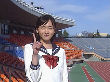 大野丝出任今年日本高中足球的应援经理