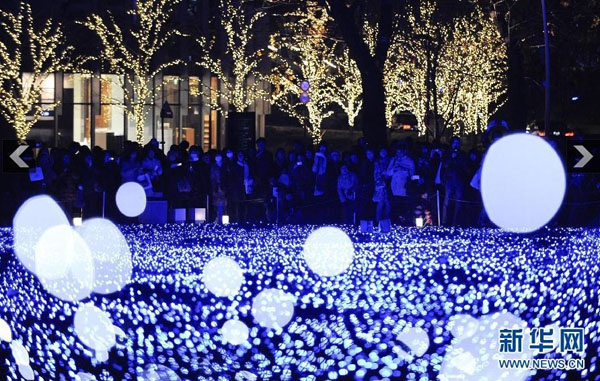 各国圣诞呈现缤纷色彩 东京节日气氛浓