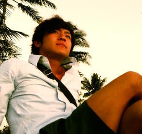 滨崎步恋情变数频发 男友自爆“被抛弃”