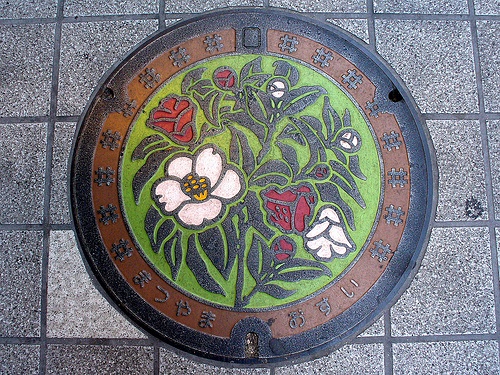 日本的井盖真的还可以做成这样！