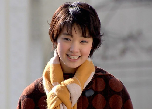 刚力彩芽6月歌手出道 遭网友吐槽“技安！”