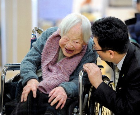 长寿之国！日本老人包揽世界最高龄荣誉