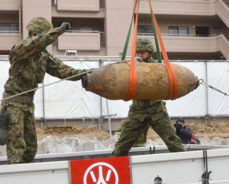 神户市清除一枚美军二战哑弹 万人被临时疏散