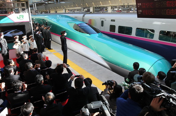 日本新干线列车速度创新高