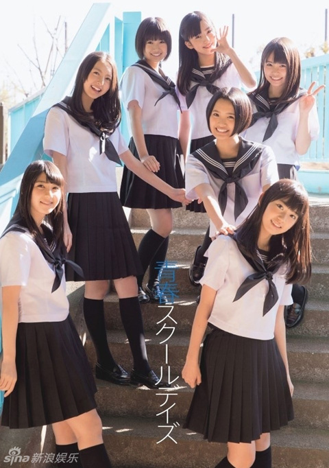 HKT48运动内衣露小蛮腰青春洋溢