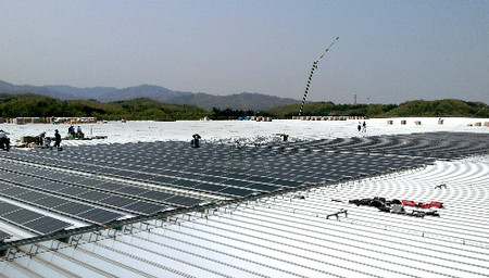 本田在新工厂设置太阳能电池板加入发电事业