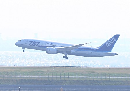 全日空波音787客机获国交省许可进行试飞