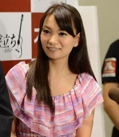 早安少女组前成员保田圭闪婚