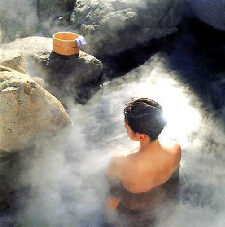 趣闻！日本温泉为何会喷咸水