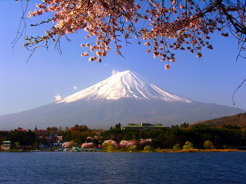 日本富士山明年夏天起将收取进山费