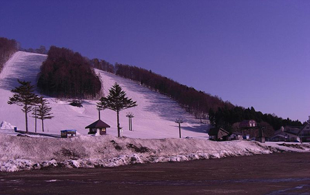 户隐滑雪场