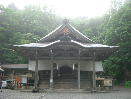 户隐神社