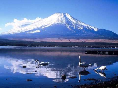 富士山从7月25日起试行收取入山费