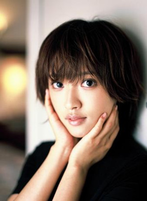 绫濑遥、广末凉子 珍贵秘藏写真大暴光