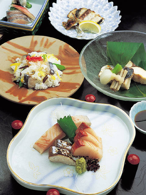 马鲛鱼料理——福寿司