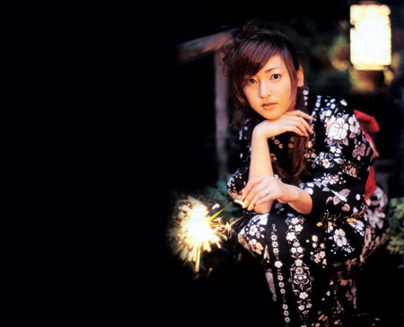 日本夏日烟花祭 浴衣美少女出街