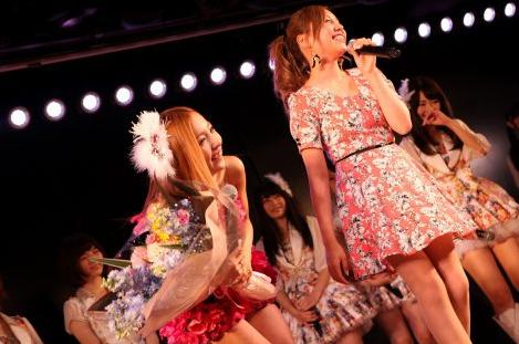 河西智美祝福板野友美 称对方“吵架次数最多”