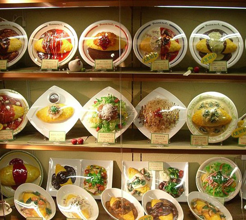 日本餐馆流行用美食模型 引人开胃