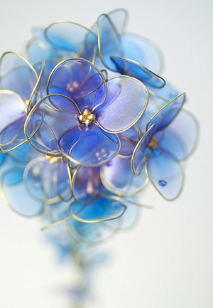 发间留“花” 定格最美瞬间