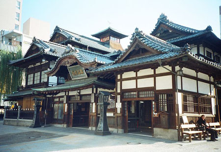 寻访《千与千寻》的神秘取景地