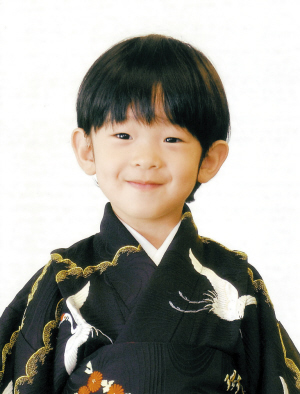 2006年9月6日,日本皇族的悠仁亲王出生.