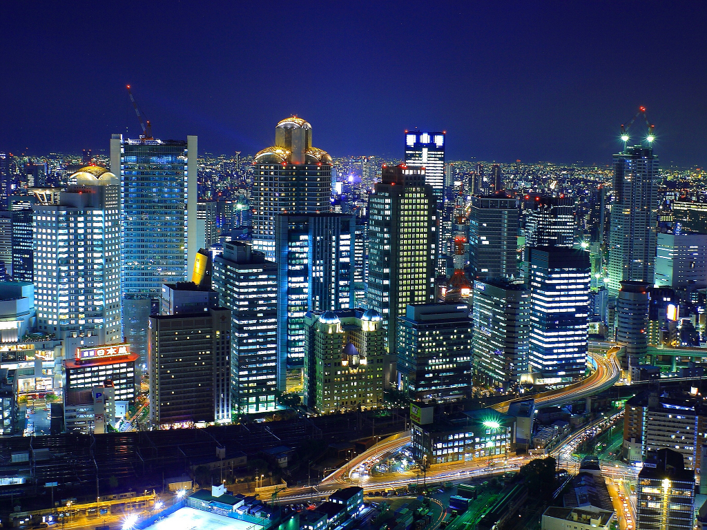 寻找最美的日本城市夜景  梅田空中庭园