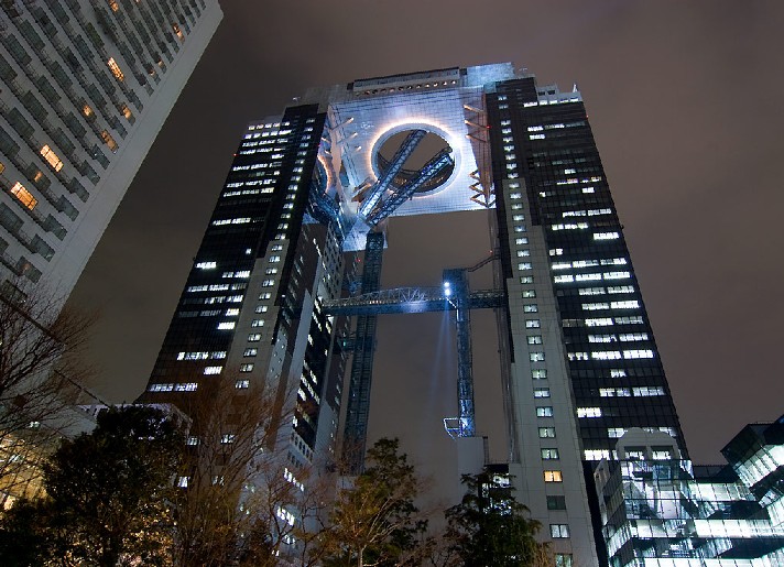 寻找最美的日本城市夜景  梅田空中庭园