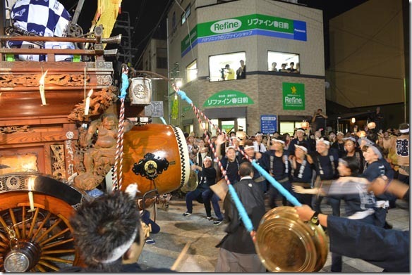 供奉石头的热闹祭典 桑名石取祭