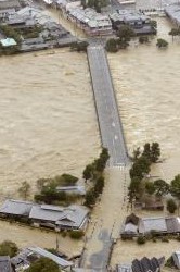 京都市桂川泛滥 26万人被迫避难