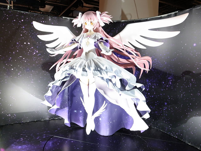 东京六本木举办魔法少女小圆原画展