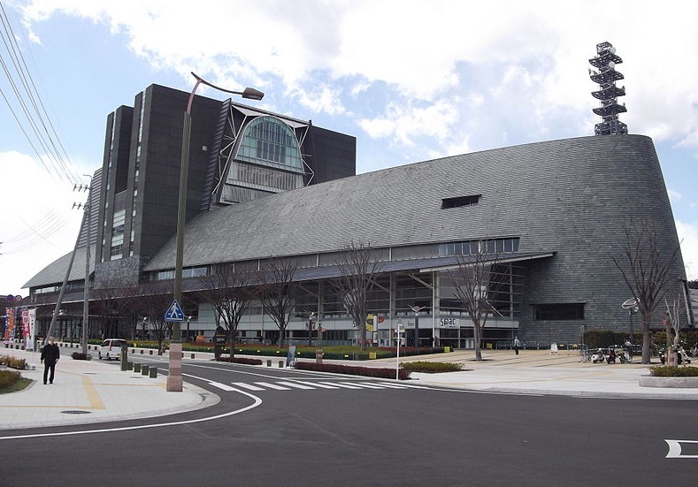 矶崎新建筑掠影 艺术大师眼中的后现代日本