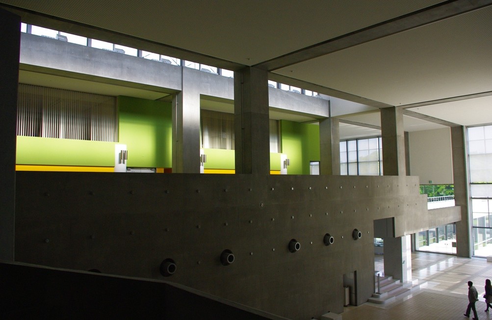 矶崎新建筑掠影 艺术大师眼中的后现代日本