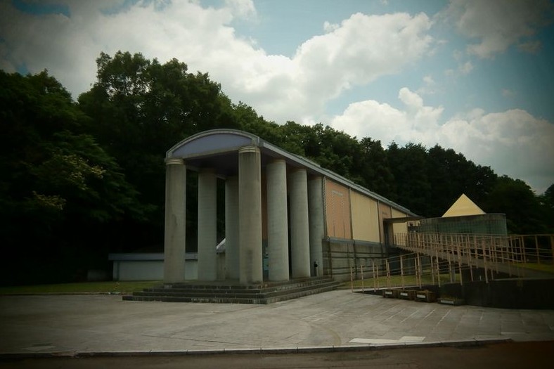 矶崎新建筑掠影 艺术大师眼中的后现代日本