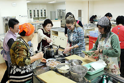 日本向世界普及“和食” 将放宽签证条件培养外国人厨师