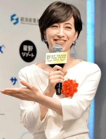 美女主播泷川雅美出席活动婉拒重演经典一幕