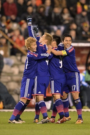 足球友谊赛 日本男足3:2逆转比利时