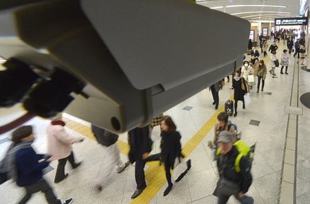 JR大阪站脸部识别相机试验 因市民抗议被搁置