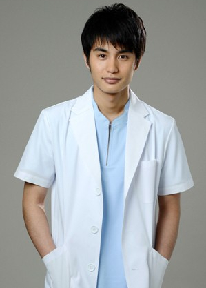 中村苍携手上野树里出演爱丽丝之棘