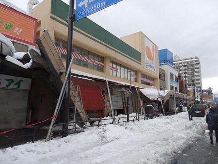 日本2月雪灾严重 东京海上已赔317亿