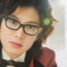 盘点日本15位眼镜帅哥（付对比照）