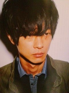 盘点日本15位眼镜帅哥（付对比照）