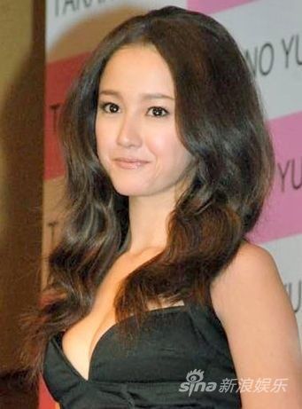 泽尻英龙华《First Class》同档收视最高