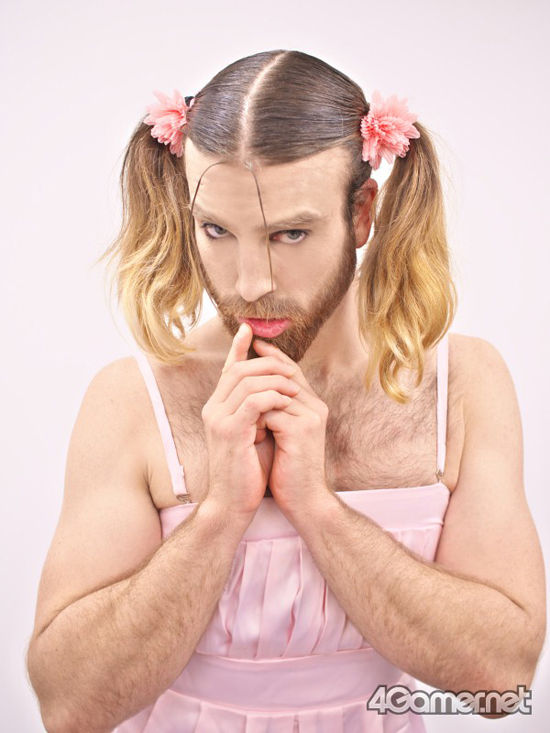 重口味难直视!日本游戏邀“胡子小姐”代言 重口味难直视!日本游戏邀“胡子小姐”代言