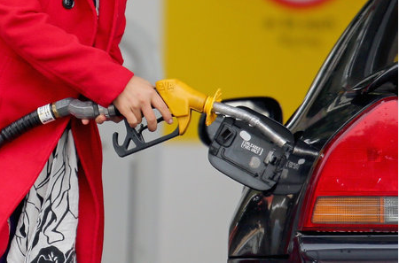 日本汽油零售价连涨七周 油价居高不下